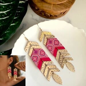 2/$30🌵 Long Gold & Tribal Pink Aztec Chevron Earrings Bohemian Jewelry Gift NEW